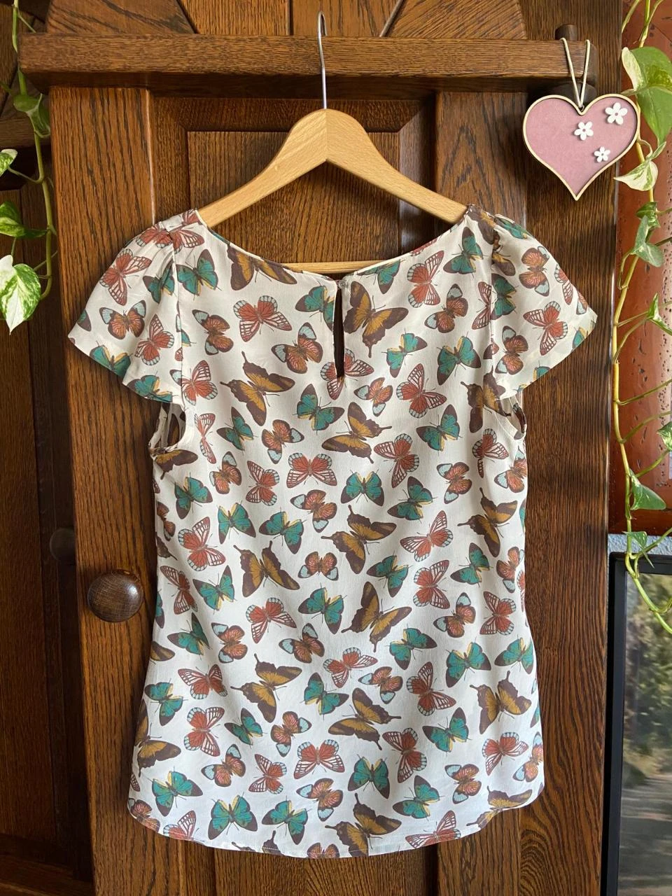 Blusa nueva de seda fluida, estampado mariposas - Massimo Dutti. Talla XS – photo 8